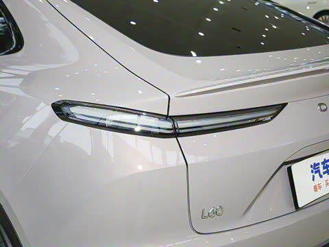 2025�� 60kWh ������