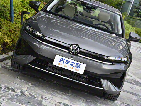 2026�� L 300TSI DSG ������