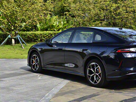 2026�� 240����Ultra