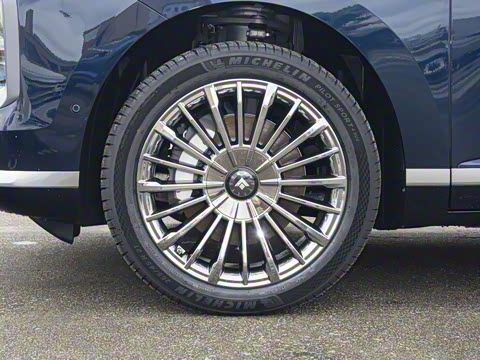 2025�� 750 Max���������״��