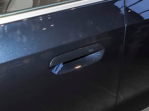 2025�� sDrive25Li X�����װ