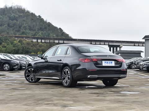 2026�� E 300 L ������