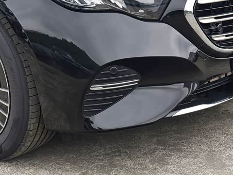 2026�� �Ŀ� E 260 L �����