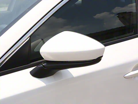 2025�� 2.0L �Զ���ҫ��