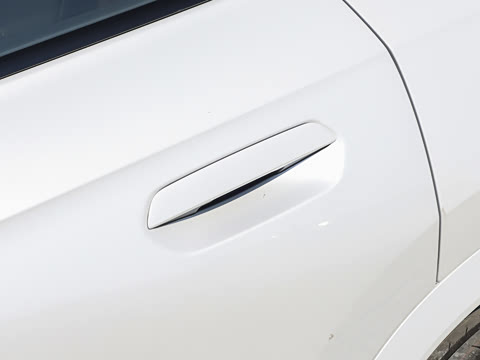 2025�� xDrive25Li M�˶���ҹ��װ