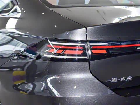 2026�� L 300TSI DSG ��Ӣ��