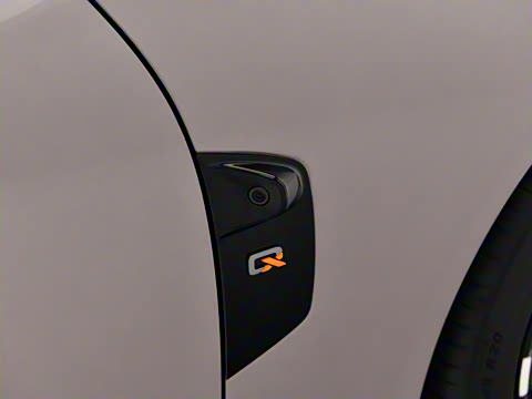 2025�� 750 ���������� Ultra