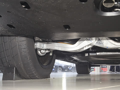 2025�� ���� Ultra�� 53.4kWh 6���� (896�߼����״