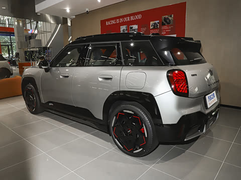 2025�� �Ŀ� JOHN COOPER WORKS