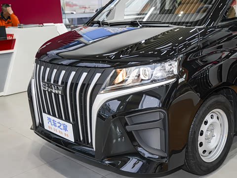 2026�� 2.0L �ֶ����ᾫӢ�� 7�� CNG