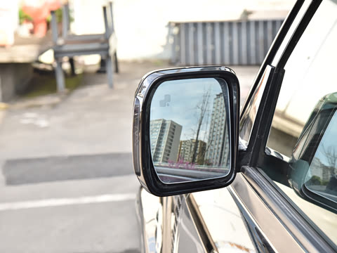 2026�� 110 3.0T P400 X-Dynamic SE