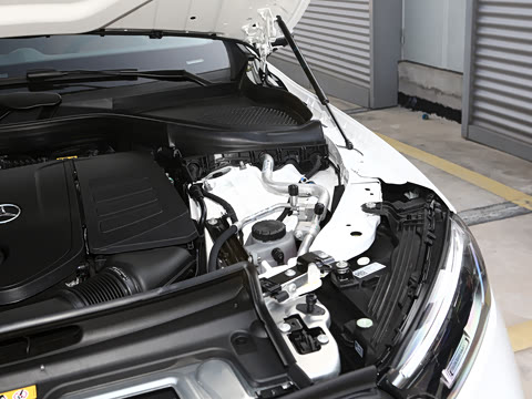 2026�� GLC 300 L 4MATIC ������ 5��