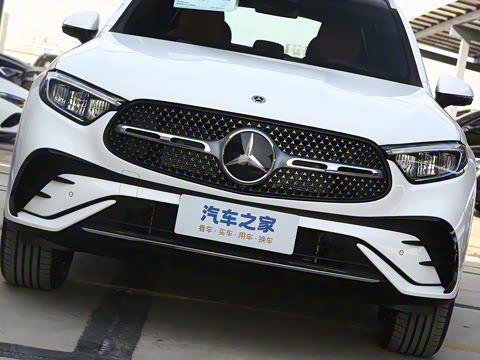 2026�� GLC 300 L 4MATIC ������ 5��