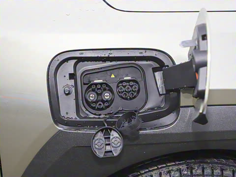 2025�� 401 ���а�