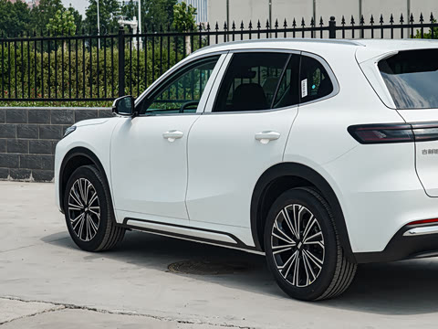 2026�� 605km Զ��+