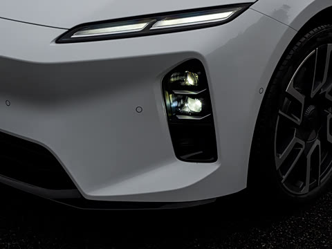 2026�� ��Ȼ�澳�� 100kWh Touring