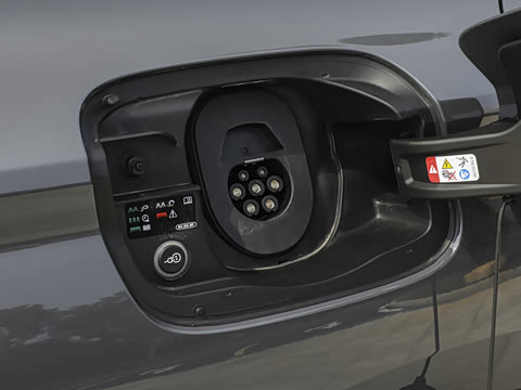 2026�� quattro Ǭ���Ǽݰ�