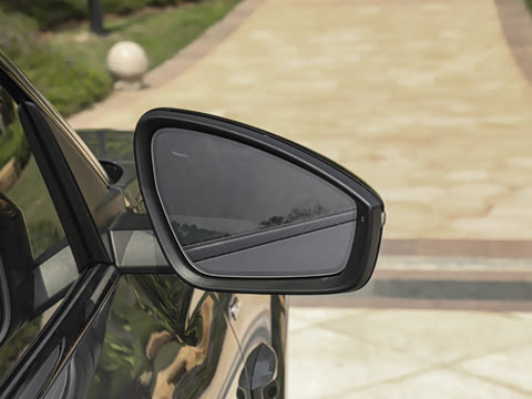 2026�� quattro Ǭ���Ǽݰ�