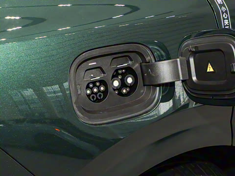 2025�� Pro ���ܻ��°�