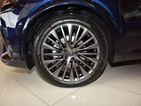 2026�� 350h ����������