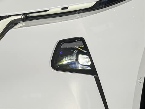 2025�� ����200 Max