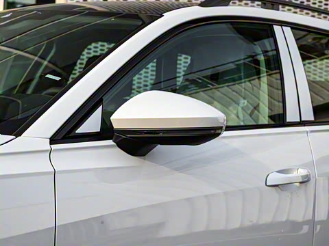 2025�� allroad quattro ̽���� 55 TFSI ����ԽҰ��