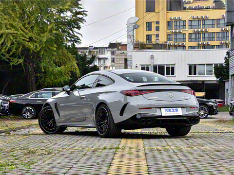 2025 Ŀ AMG CLE 53 4MATIC+ ܳ