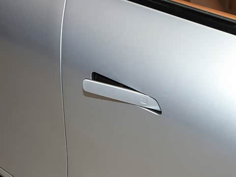 2025�� �Ŀ� 710 Max��