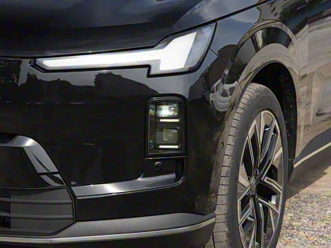 2026�� ������������Plus