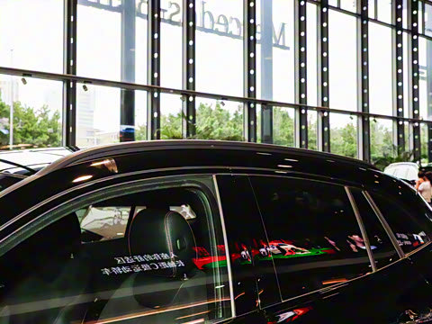 2025�� AMG GLA 35 4MATIC