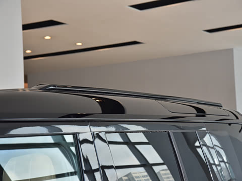 2026�� 110 3.0T P400 X-Dynamic HSE