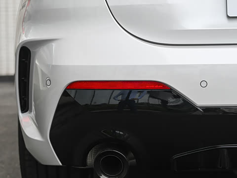 2026�� 430i M�˶���ҹ��װ