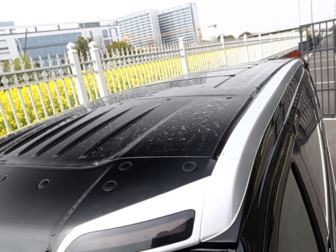 2026�� ����˹LW63