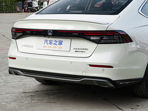 2025�� 2.0L e:PHEV ����