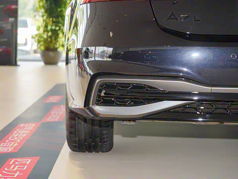 2025�� 55 TFSI quattro ����ʿ��