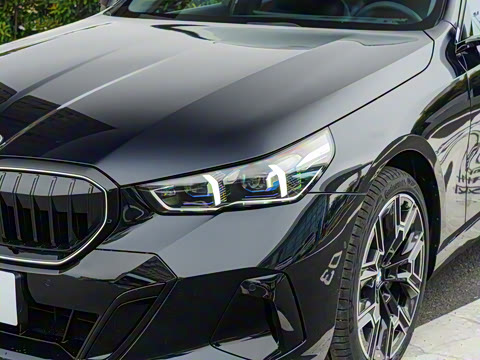 2026�� 530Li ������ M�˶���װ