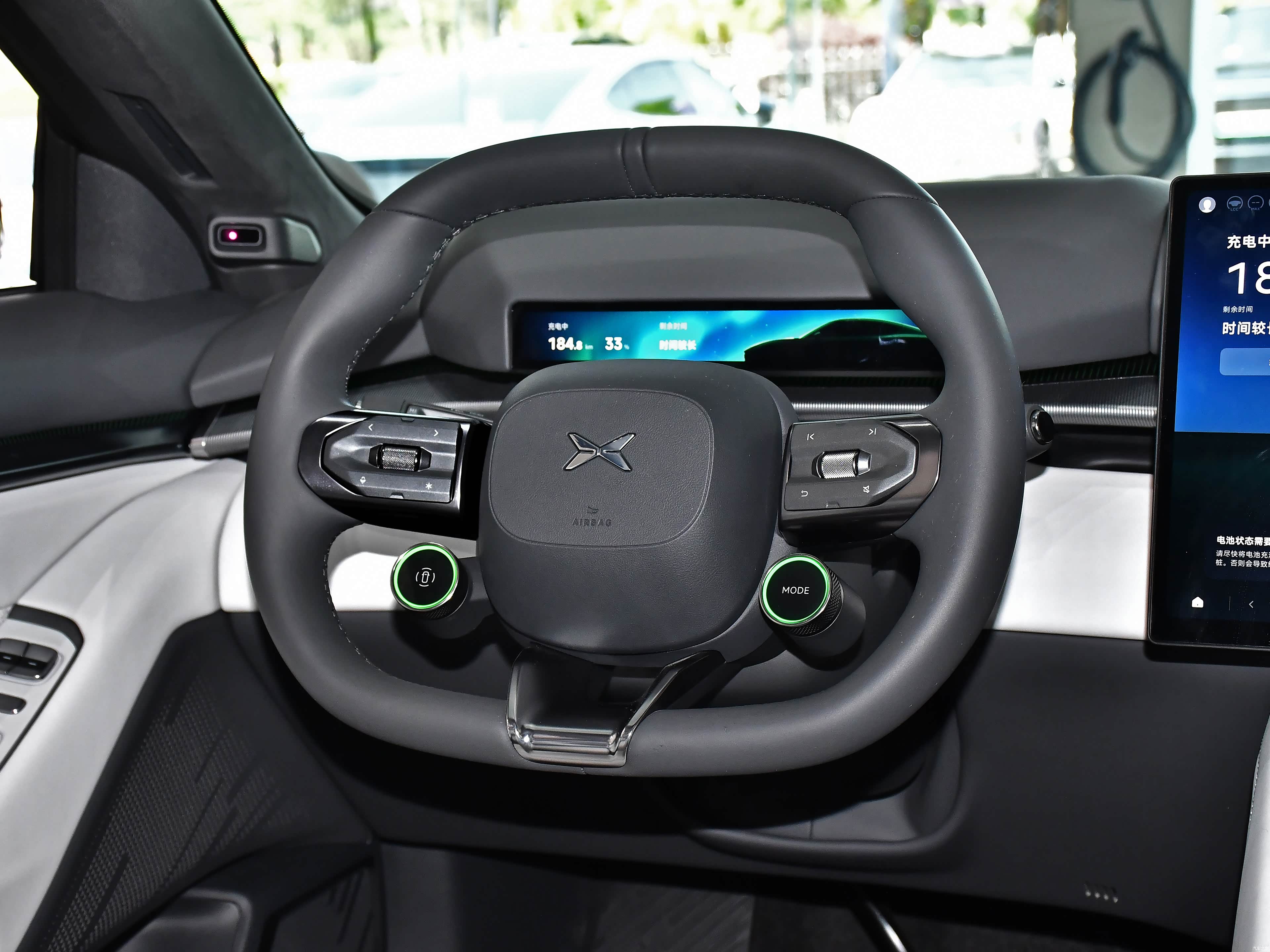 XPeng P7, миниатюра 16