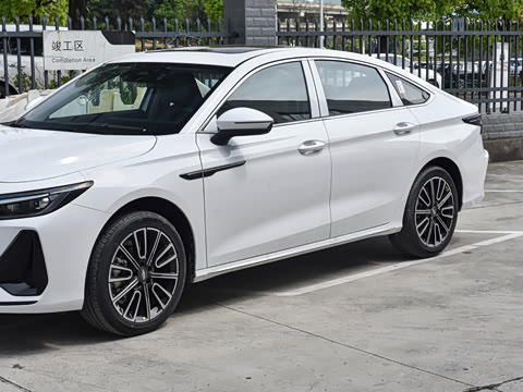 2026�� 1.6T ������