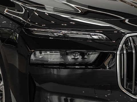 2026�� 740Li ������ ������װ