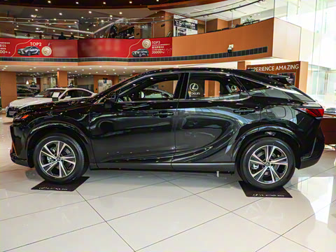 2026�� 350h ����������