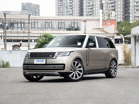 2026�� 3.0 L6 400PS SE�����