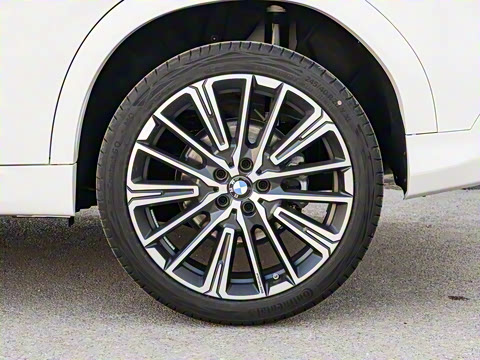 2025�� xDrive25i M�˶���ҹ��װ