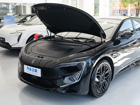 2026�� Ultra ���̰�