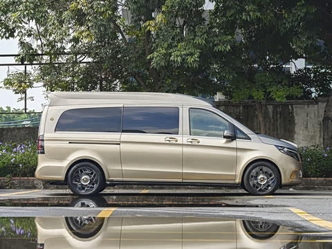 2025�� 2.0T �����