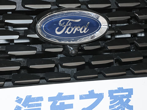 2025�� 2.0T EcoBoost ������