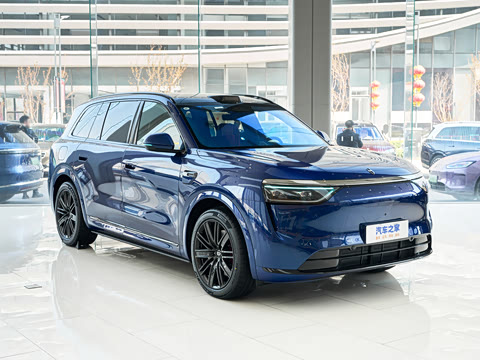 2025�� ���� Ultra�� 53.4kWh 6���� (896�߼����״