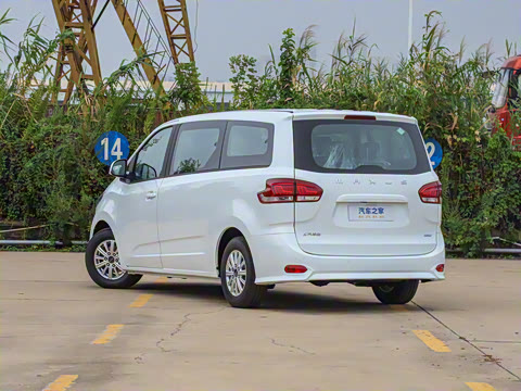 2025�� 2.4L �ֶ��߼����а� CNG 7��