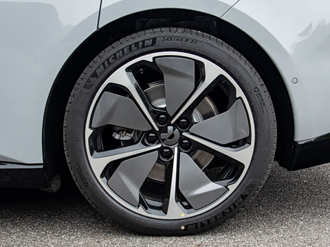 2026�� 100kWh Touring