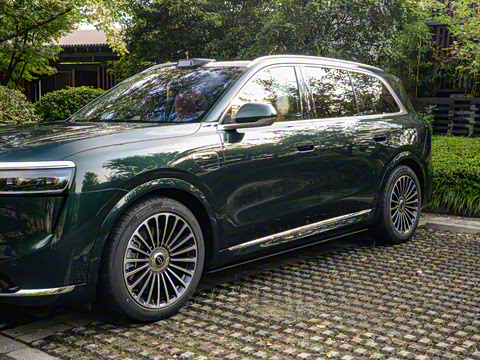 2025�� ���� Ultra ����������