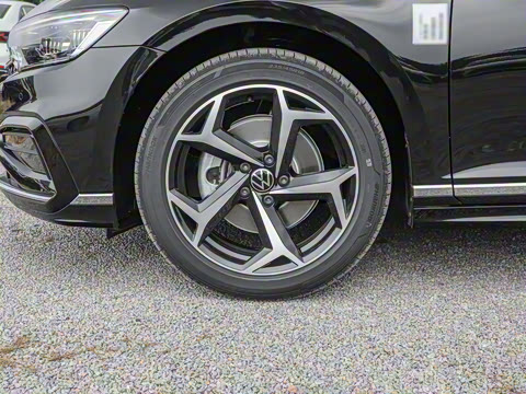 2025�� �Ŀ��� ������ 330TSI DSG������